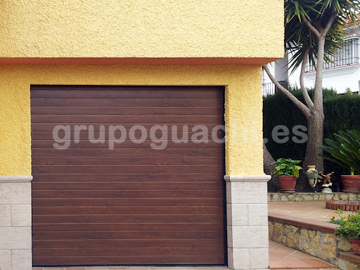 Puertas Automáticas GRUPO GUACHI