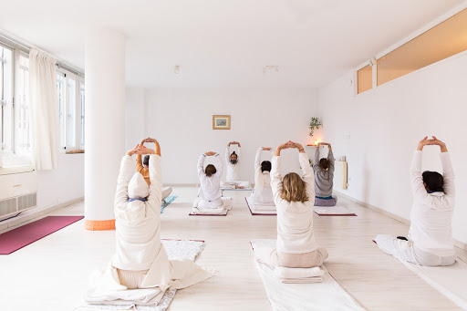 Escuela de Kundalini Yoga - Yogui Ji Granada