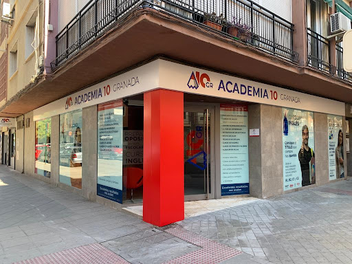 Academia 10 Granada - Facultad de Ciencias
