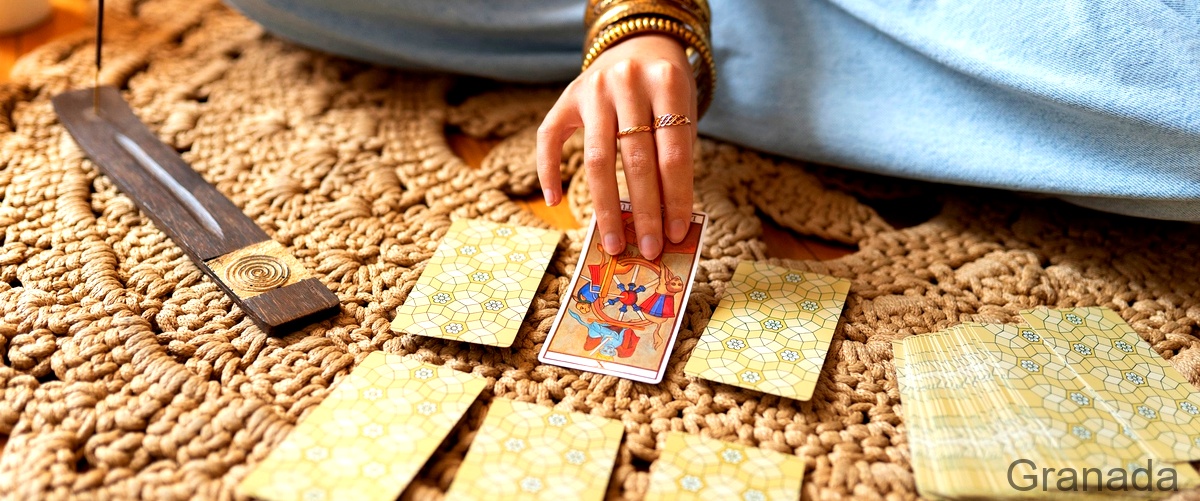 ¿Cuáles son las preguntas adecuadas para hacer cuando te leen las cartas del tarot?