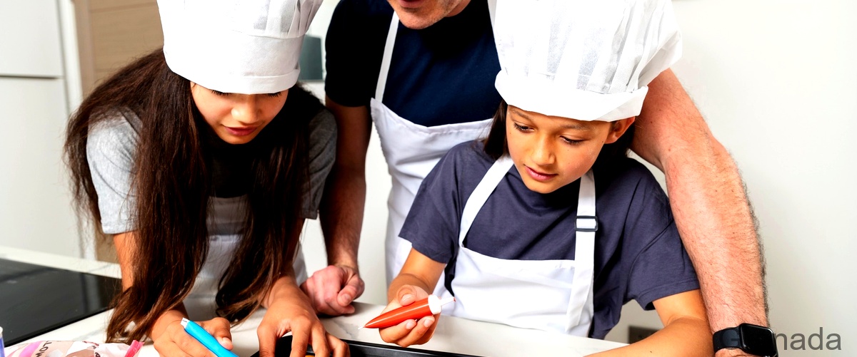 ¿Cuánto tiempo dura el curso de cocina en las escuelas de cocina en Granada?